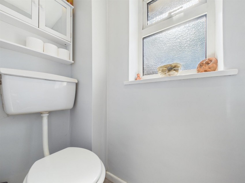 Images for Beaufort Close, Bedgrove, Aylesbury