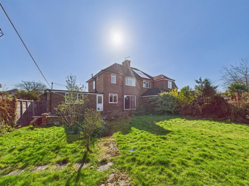 Images for Ash Grove, Turnfurlong, Aylesbury