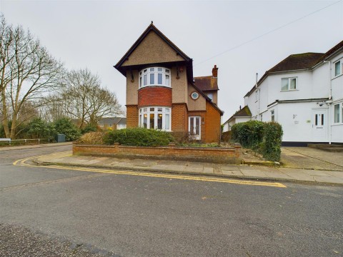 View Full Details for Vale Road, Aylesbury, Buckinghamshire