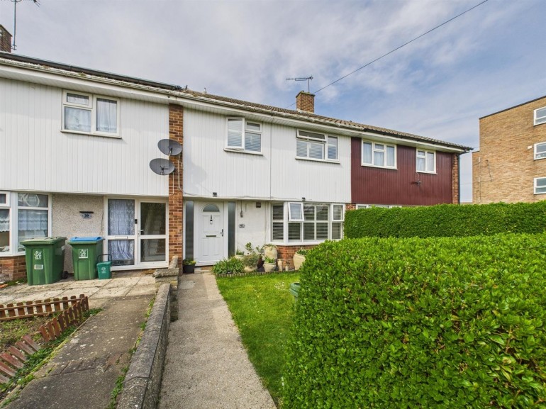 Ruskin Way, Elmhurst, Aylesbury