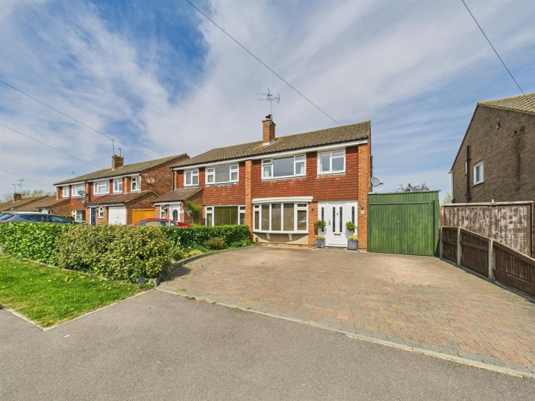 Broughton Avenue, Broughton, Aylesbury