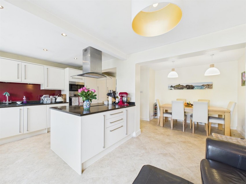 Images for Broughton Avenue, Broughton, Aylesbury