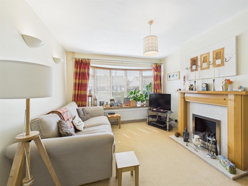 Images for Broughton Avenue, Broughton, Aylesbury