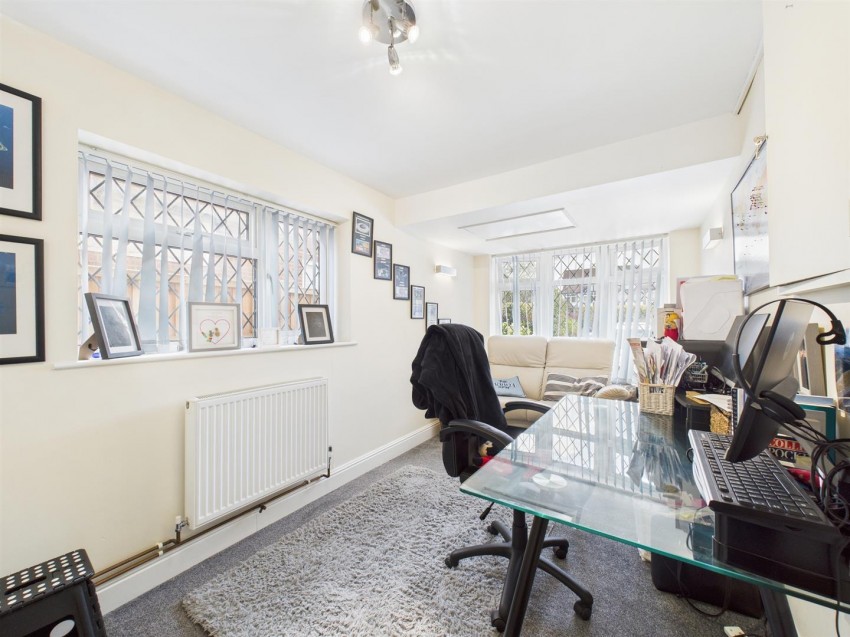 Images for Tring Road, Aylesbury, Buckinghamshire