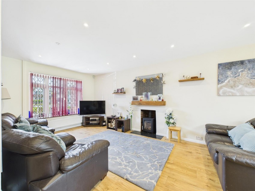 Images for Tring Road, Aylesbury, Buckinghamshire