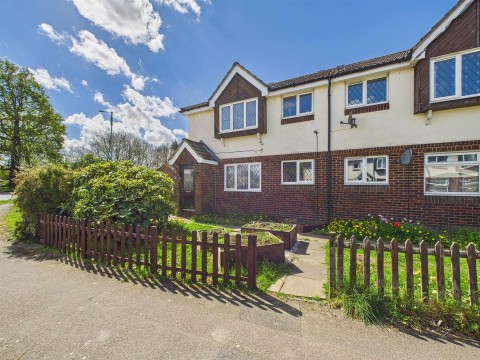 View Full Details for Oldhams Meadow, Aylesbury, Buckinghamshire