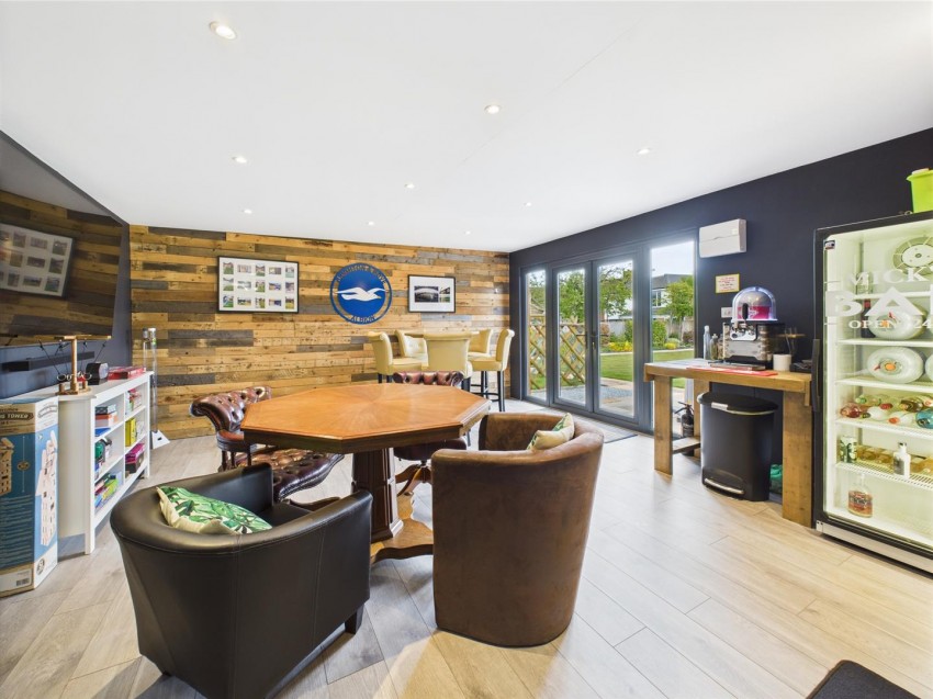 Images for Northumberland Avenue, Aylesbury, Buckinghamshire
