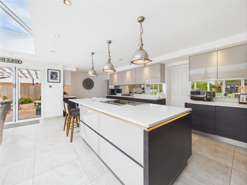 Images for Northumberland Avenue, Aylesbury, Buckinghamshire
