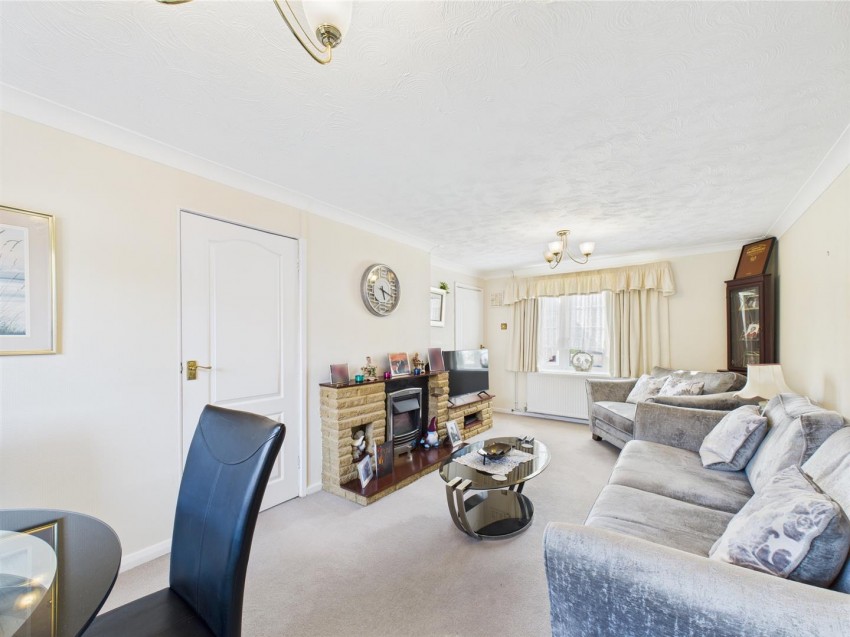 Images for Stonebridge Road, Meadowcroft, Aylesbury