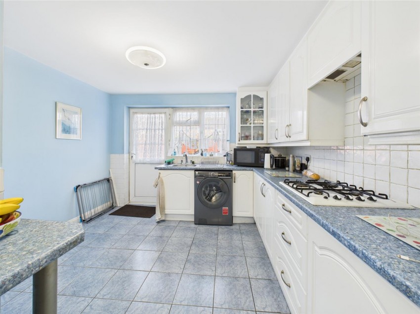 Images for Stonebridge Road, Meadowcroft, Aylesbury