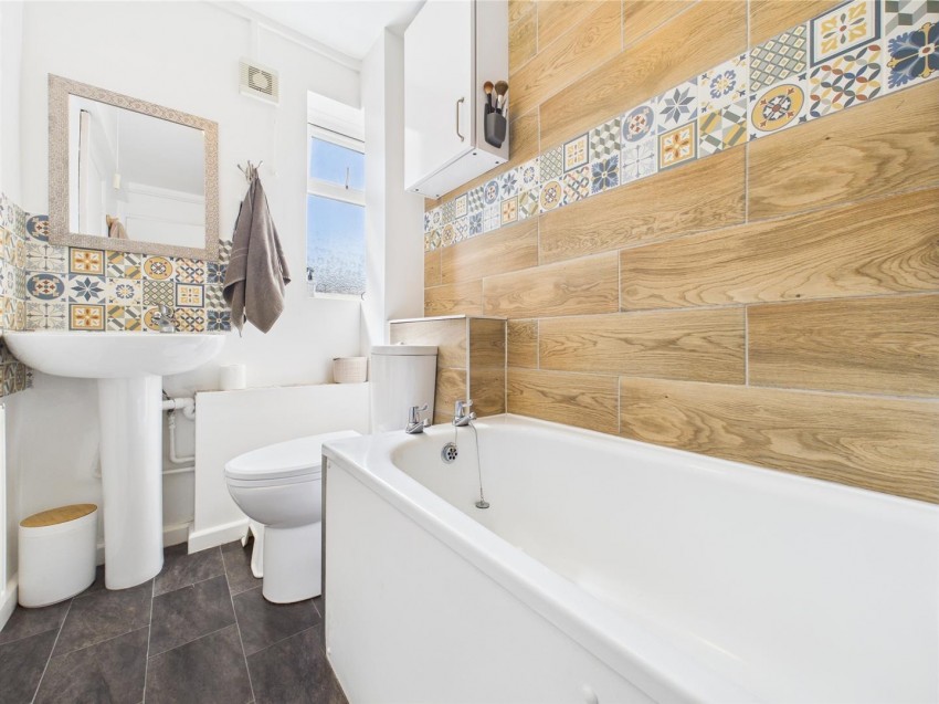 Images for Cannock Road, Elmhurst, Aylesbury