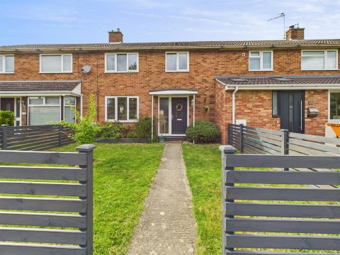 View Full Details for Oakfield Road, Aylesbury, Buckinghamshire