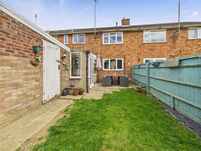 Images for Oakfield Road, Aylesbury, Buckinghamshire