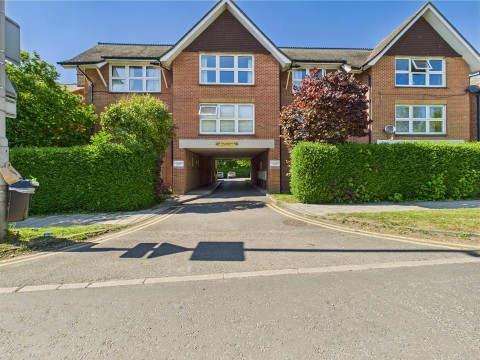 View Full Details for Bierton Road, Aylesbury, Buckinghamshire
