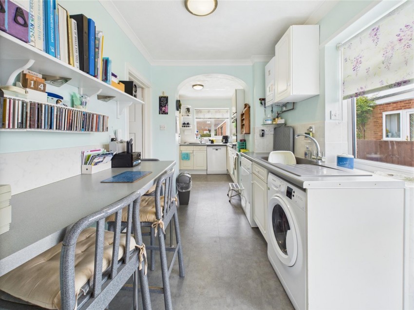 Images for Tring Road, Aylesbury, Buckinghamshire