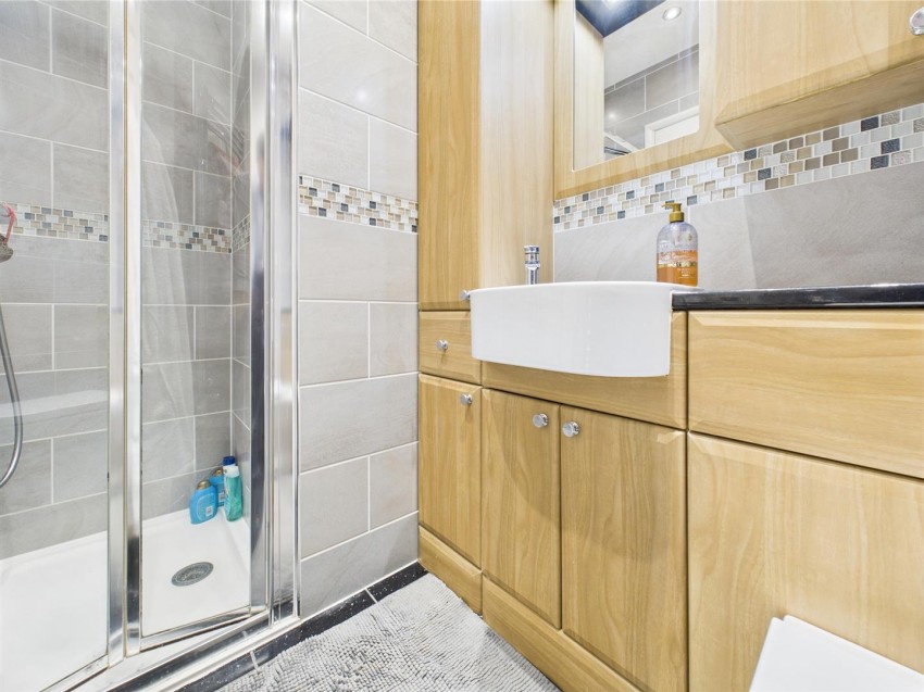 Images for Lark Vale, Watermead, Aylesbury