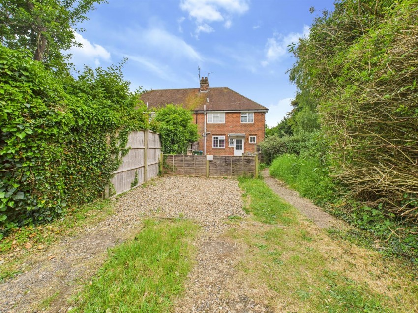 Images for Oxford Road, Stone, Aylesbury