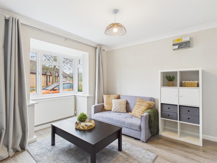 Images for Old Burrs, Hawkslade, Aylesbury