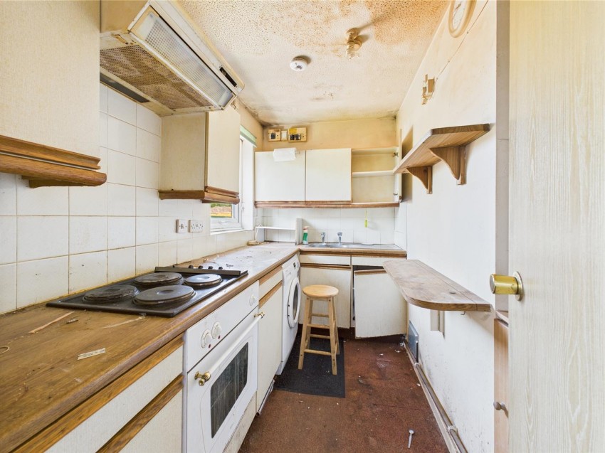 Images for Meadow Way, Coppice, Aylesbury