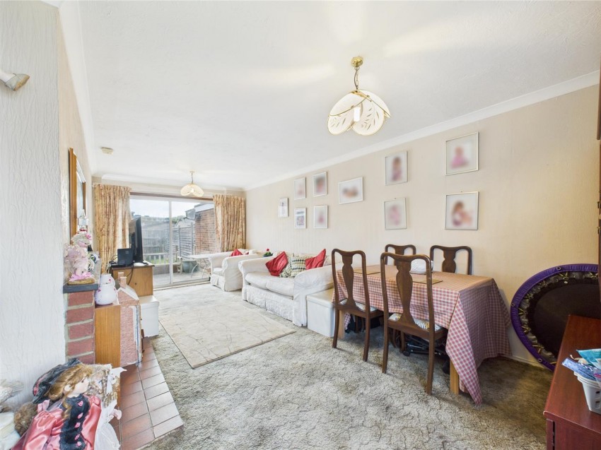 Images for Bryanston Avenue, Elmhurst, Aylesbury