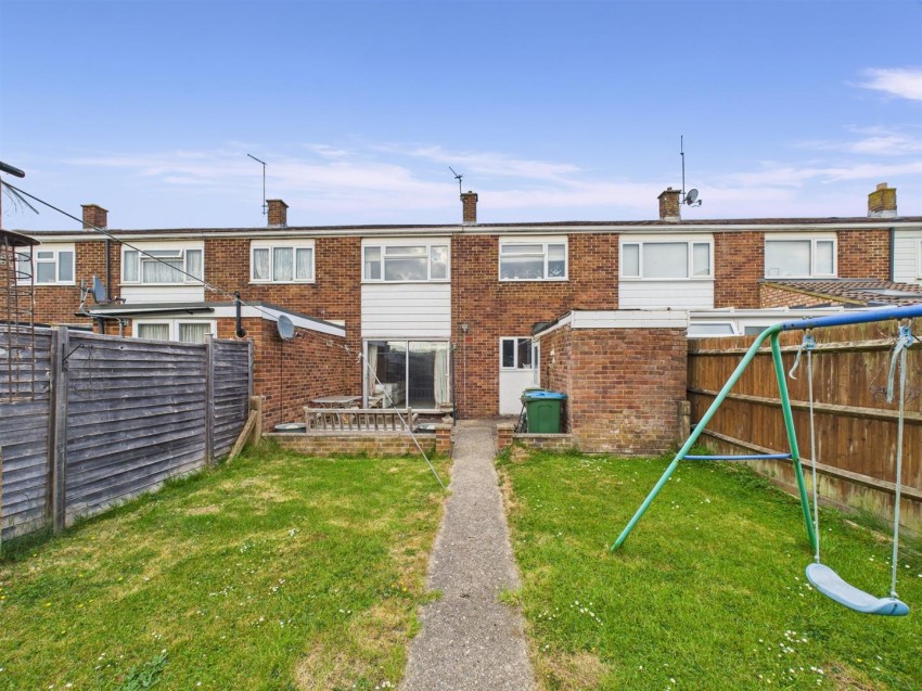 Images for Bryanston Avenue, Elmhurst, Aylesbury