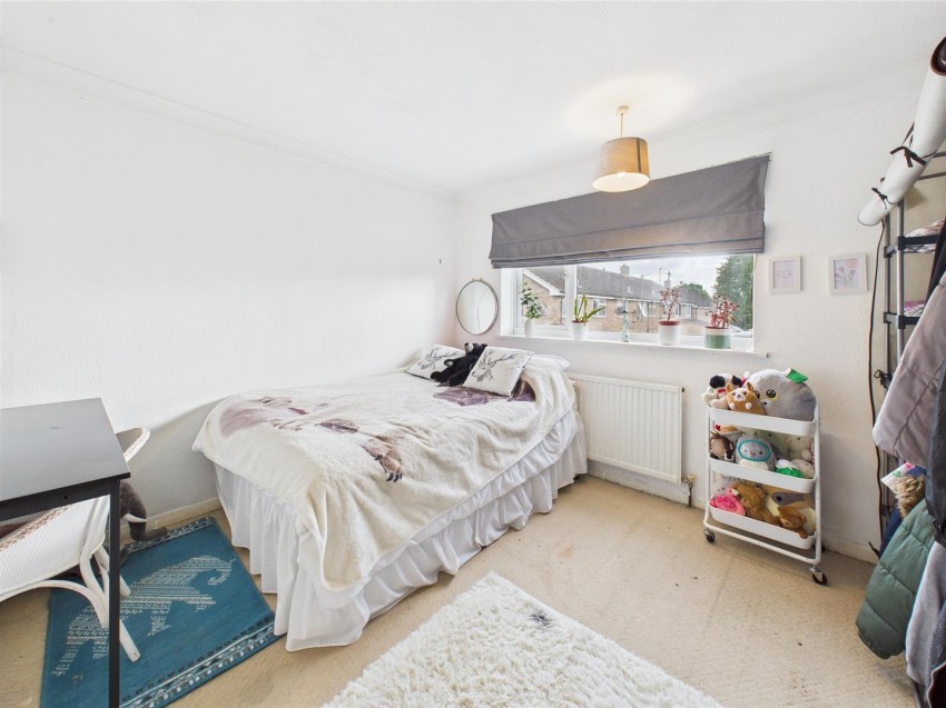 Images for Bryanston Avenue, Elmhurst, Aylesbury