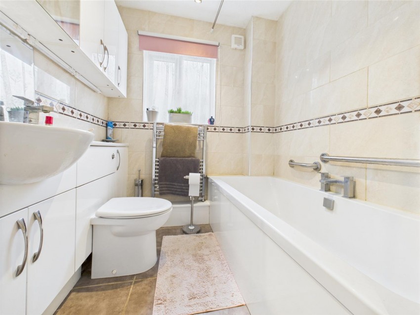 Images for Avocet Way, Watermead, Aylesbury