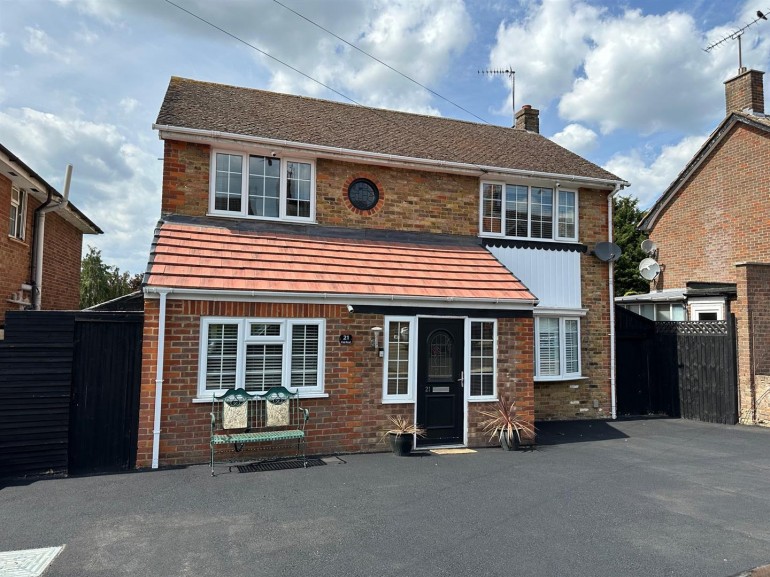 Vale Road, Aylesbury, Buckinghamshire