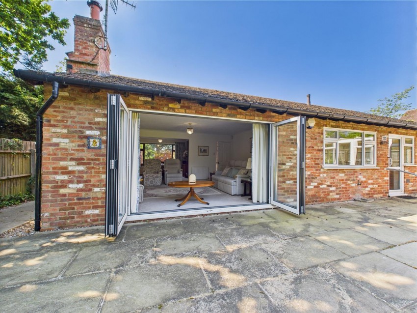 Images for Oxford Road, Stone, Aylesbury