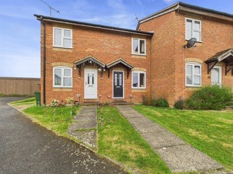 View Full Details for Ravensbourne Road, Aylesbury, Buckinghamshire
