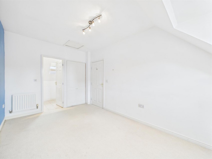 Images for Petronel Road, Buckingham Park, Aylesbury