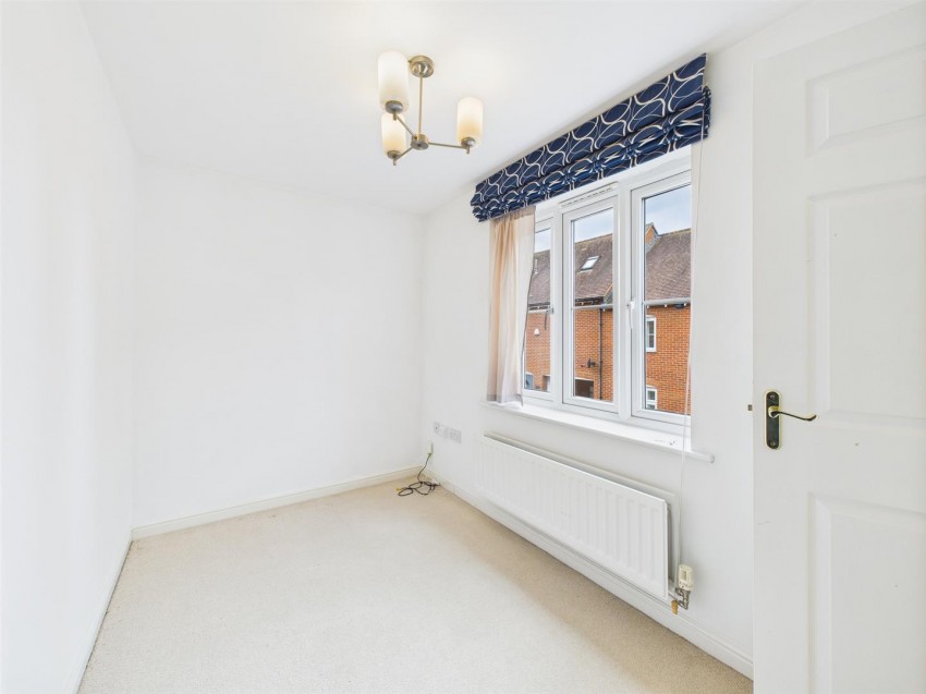 Images for Petronel Road, Buckingham Park, Aylesbury