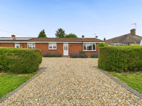 View Full Details for The Close, Bierton, Aylesbury
