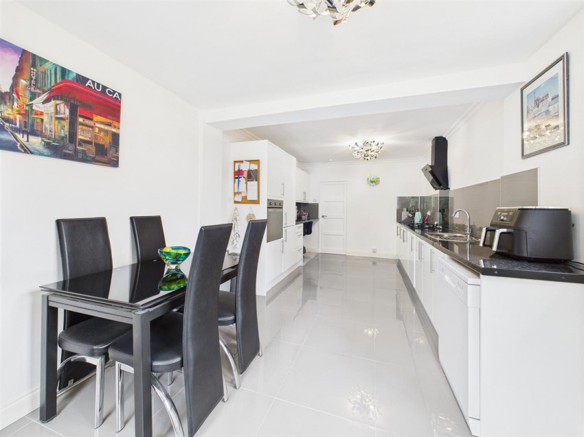 Images for The Close, Bierton, Aylesbury