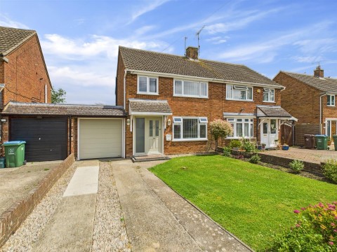 View Full Details for Ingram Avenue, Bedgrove, Aylesbury