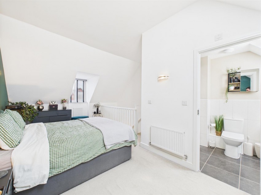 Images for Blue Rock Drive, Berryfields, Aylesbury