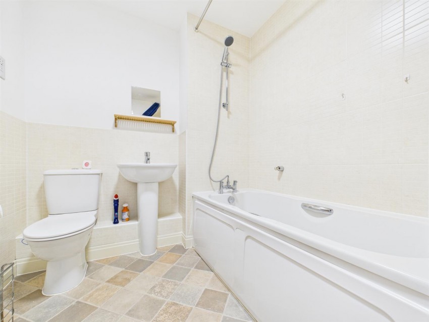 Images for Bicester Road, Aylesbury, Buckinghamshire