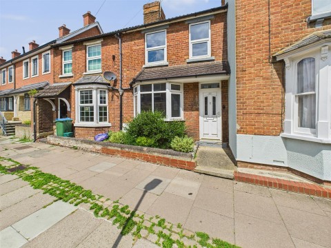 View Full Details for Highbridge Walk, Aylesbury, Buckinghamshire