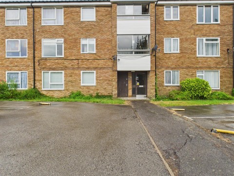 View Full Details for Orwell Drive, Hawkslade, Aylesbury