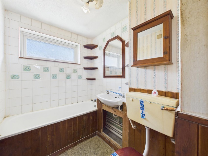 Images for Orwell Drive, Hawkslade, Aylesbury