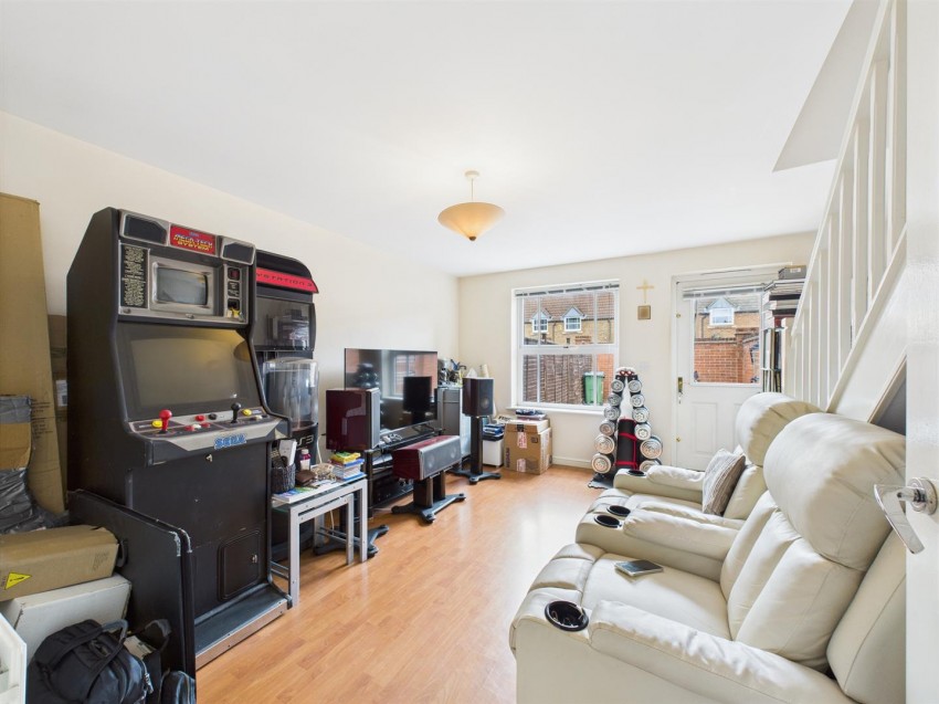 Images for Eyre Close, Fairford Leys, Aylesbury