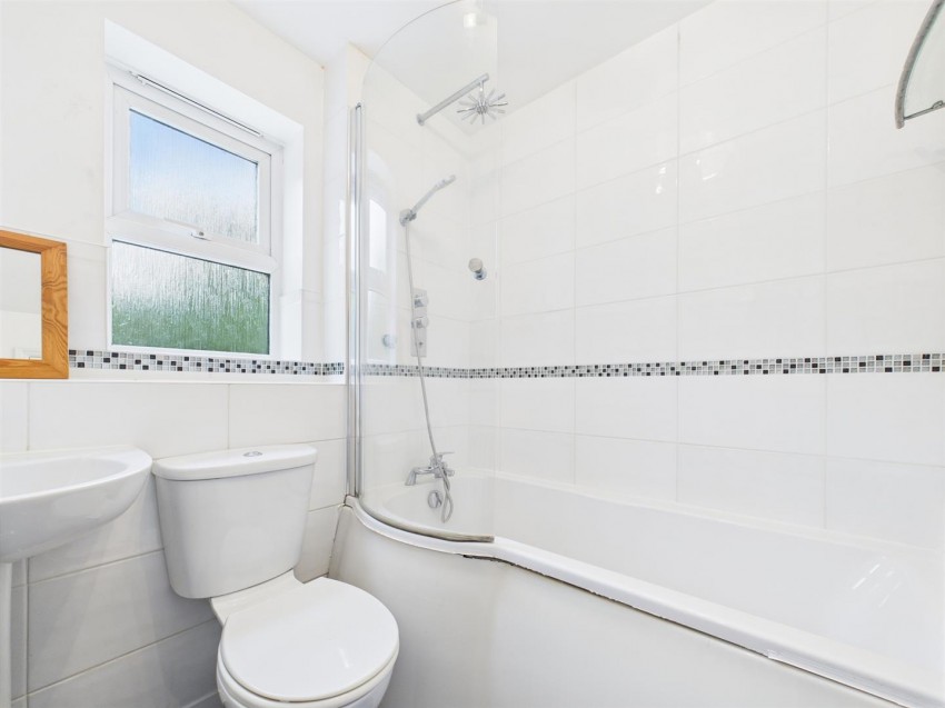 Images for Sandhill Way, Fairford Leys, Aylesbury