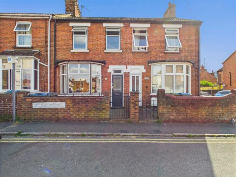 View Full Details for Highbridge Road, Aylesbury, Buckinghamshire