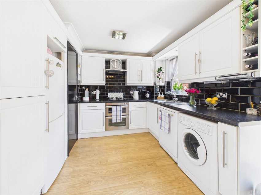 Images for Ravensbourne Road, Hawkslade, Aylesbury