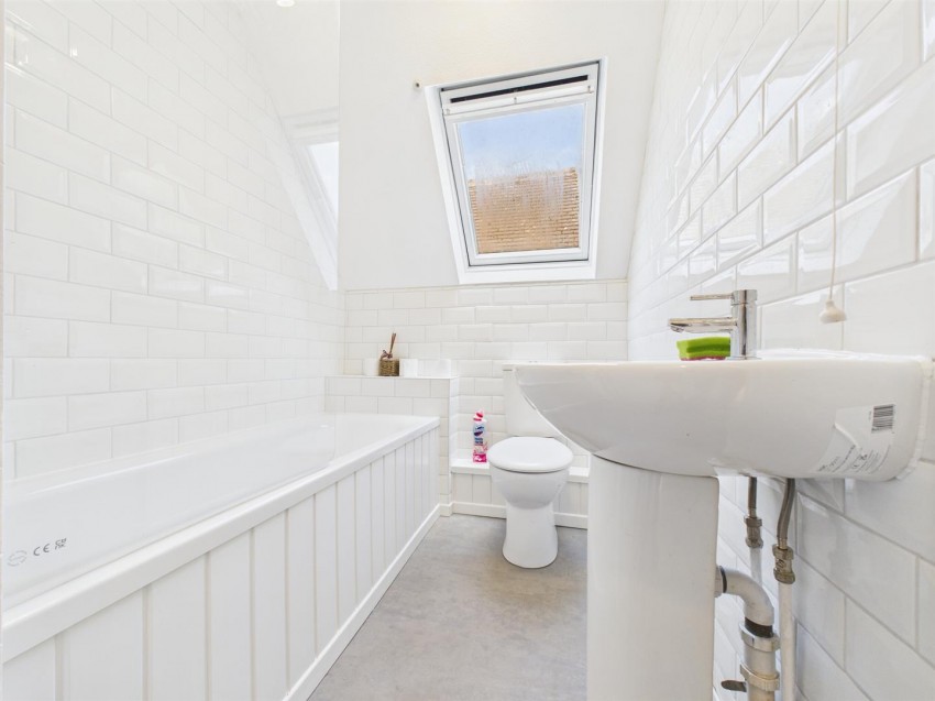 Images for Baker Street, Waddesdon, Aylesbury