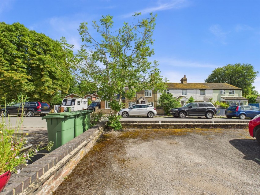 Images for Baker Street, Waddesdon, Aylesbury