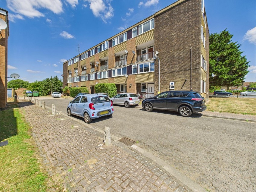 Images for Winchester House, Bishops Walk, Aylesbury