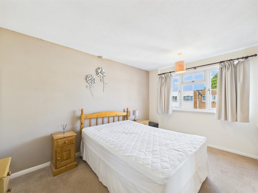 Images for Stephenson Close, Prebendal Farm, Aylesbury