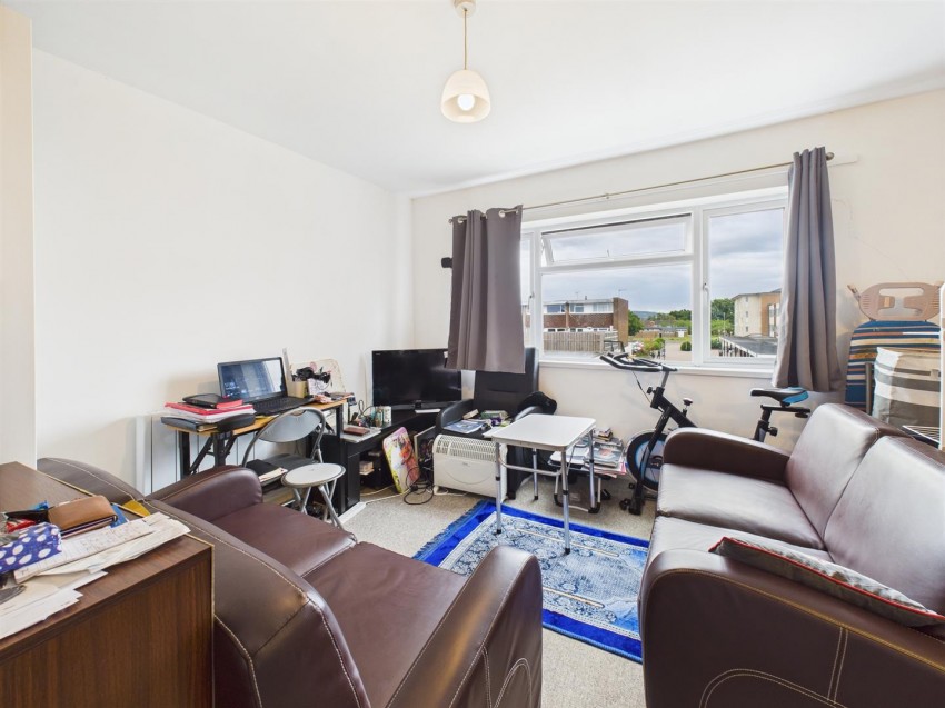 Images for Long Meadow, Bedgrove, Aylesbury