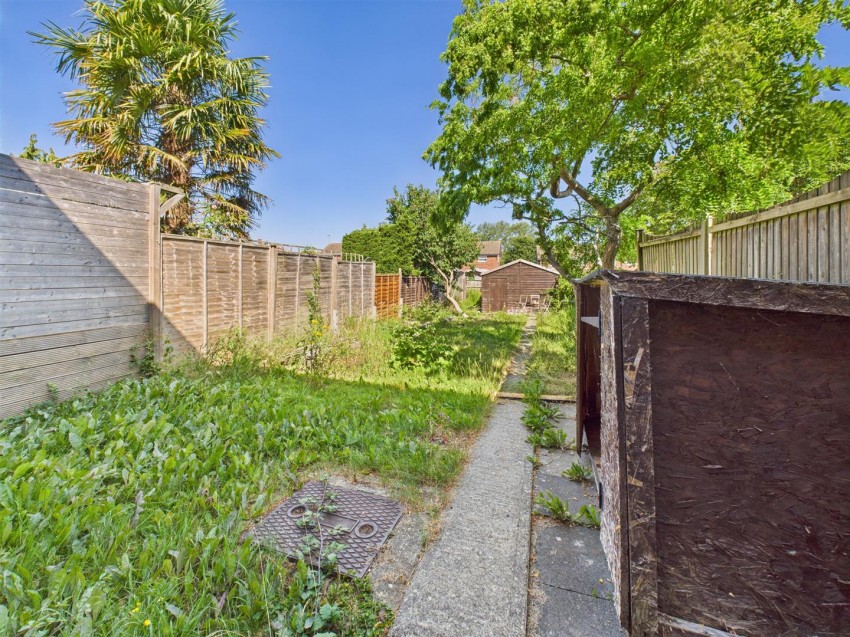 Images for Quarrendon Avenue, Meadowcroft, Aylesbury